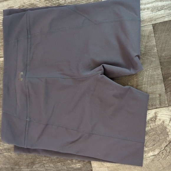 Active Wear - Picture 3 of 5